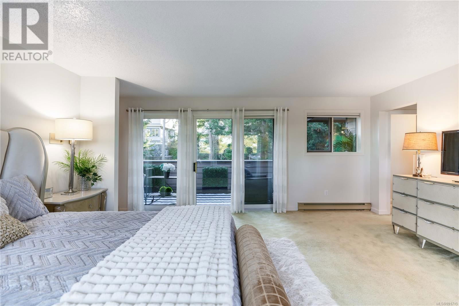 104 - 2829 ARBUTUS ROAD Image 36