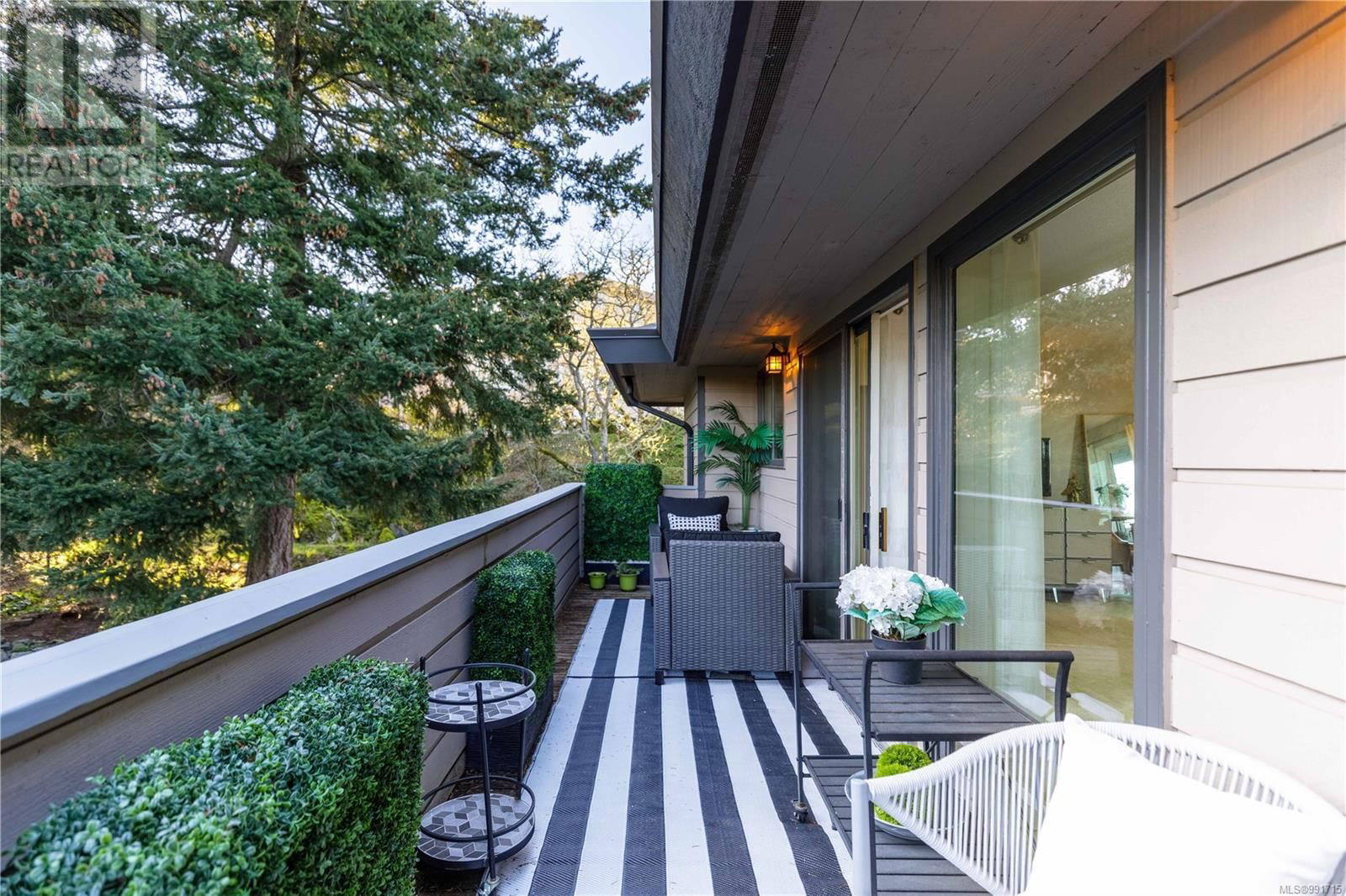 104 - 2829 ARBUTUS ROAD Image 37