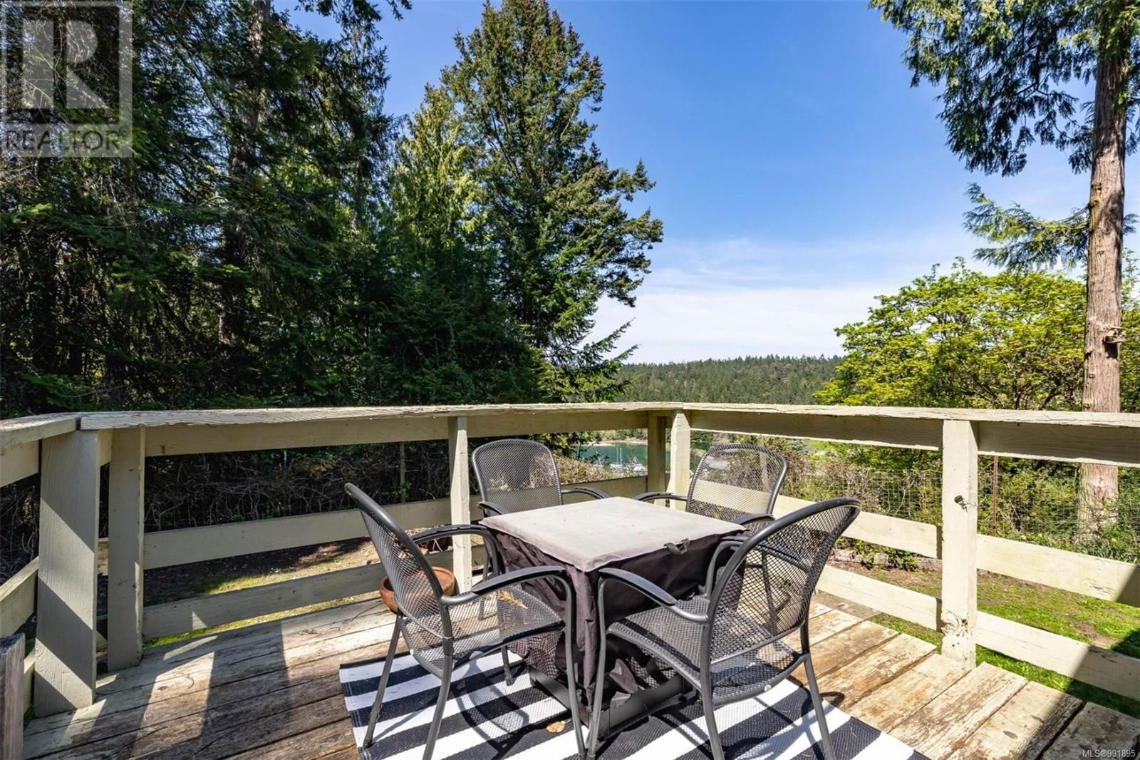274 QUEBEC DRIVE Image 20