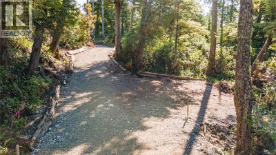 392 Reef Point Road | Ucluelet British Columbia | Slide Image Six
