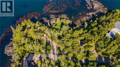 392 Reef Point Road | Ucluelet British Columbia | Slide Image Eight