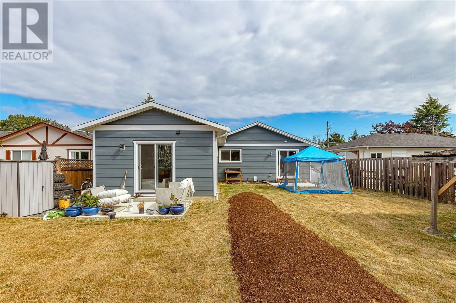 AMELIA AVENUE Image 38