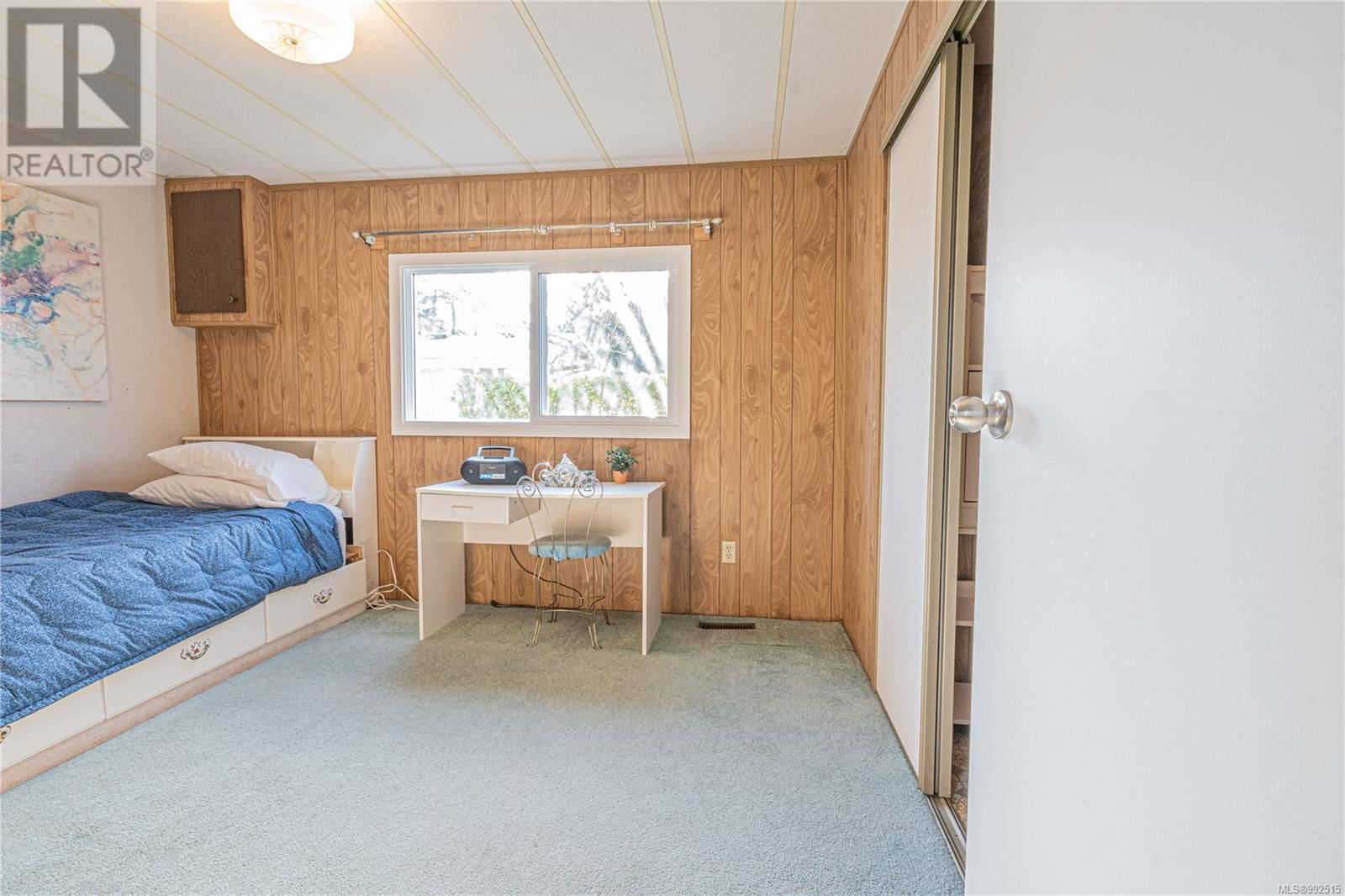 76 - 6325 METRAL DRIVE Image 12