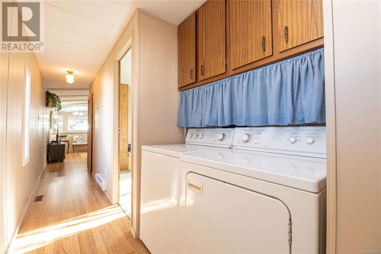 76 - 6325 METRAL DRIVE Image 14