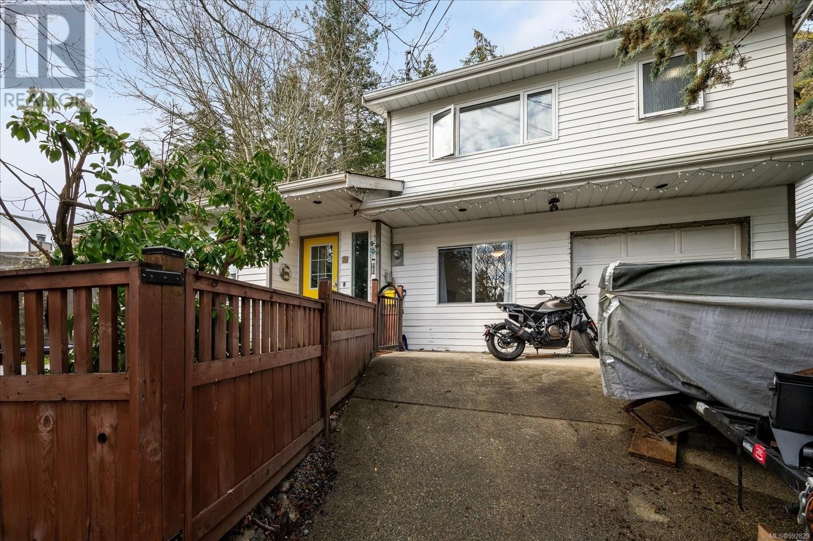 Listing Image 40