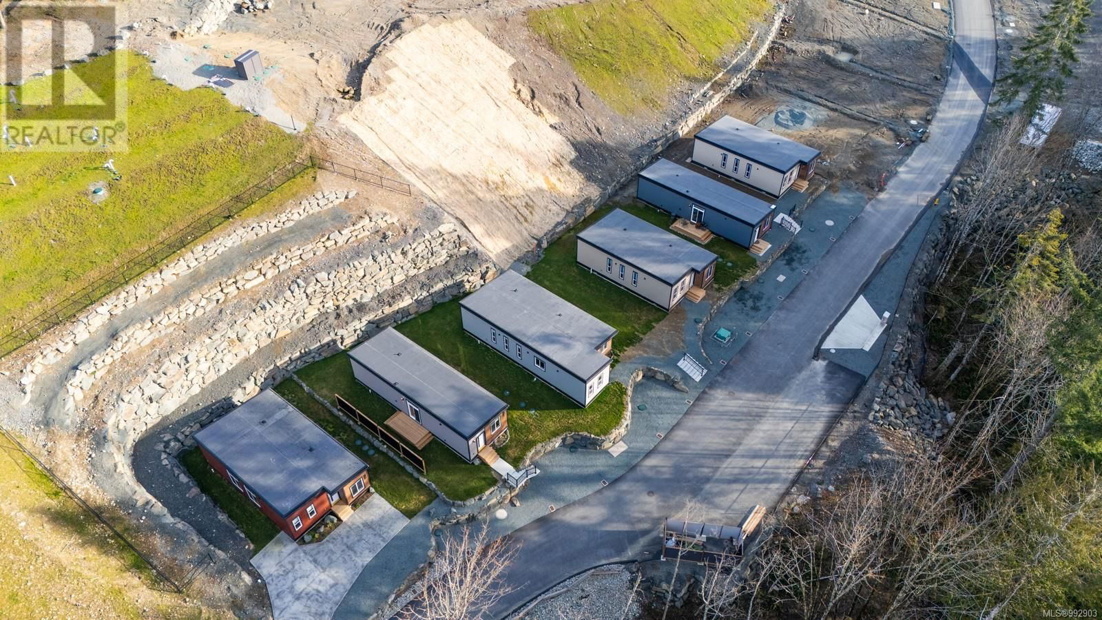 110 - 3499 HENRY ROAD Image 24