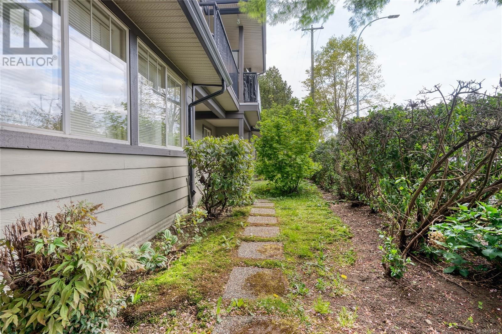 138 - 710 MASSIE DRIVE Image 34