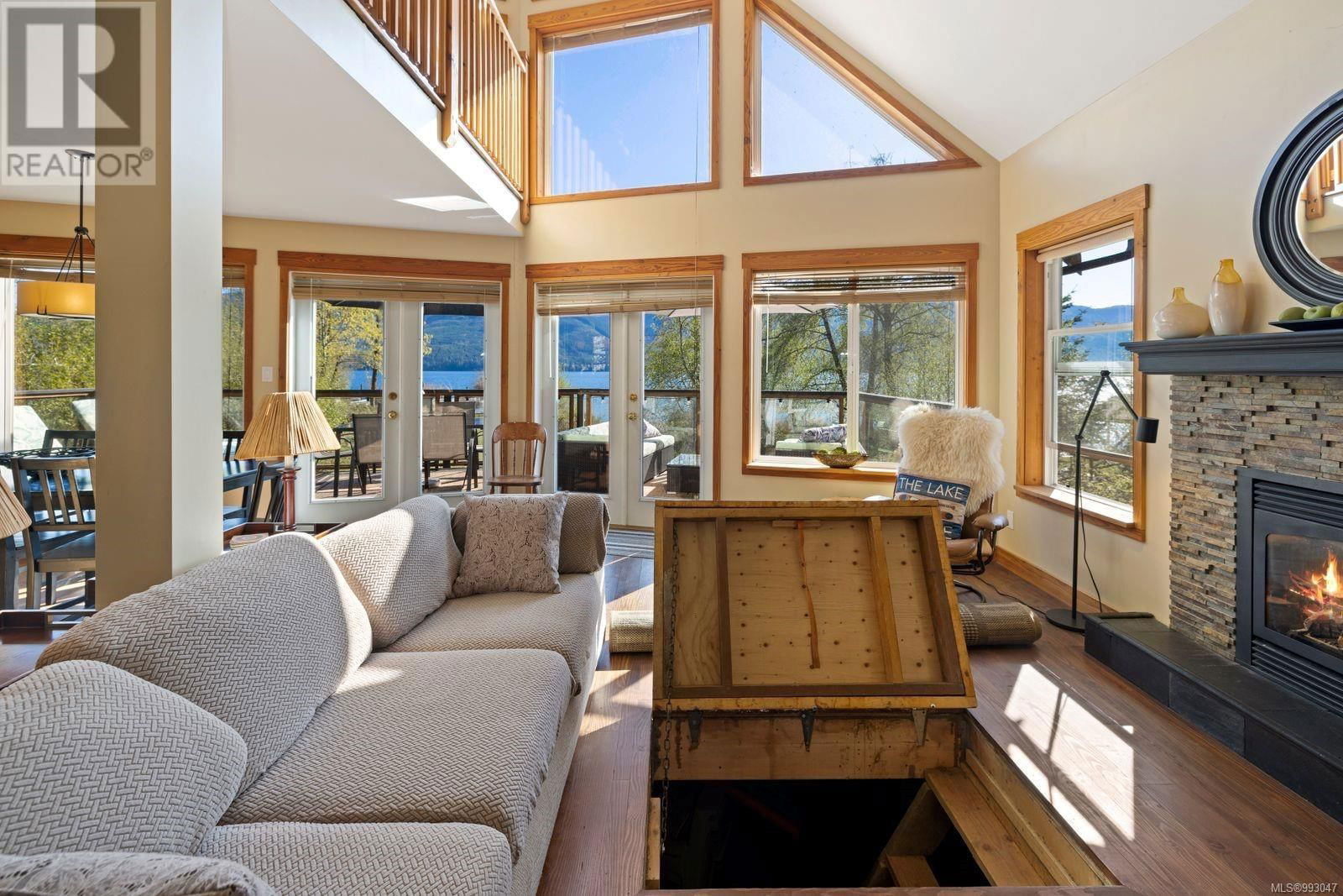 11464 YOUBOU ROAD Image 12