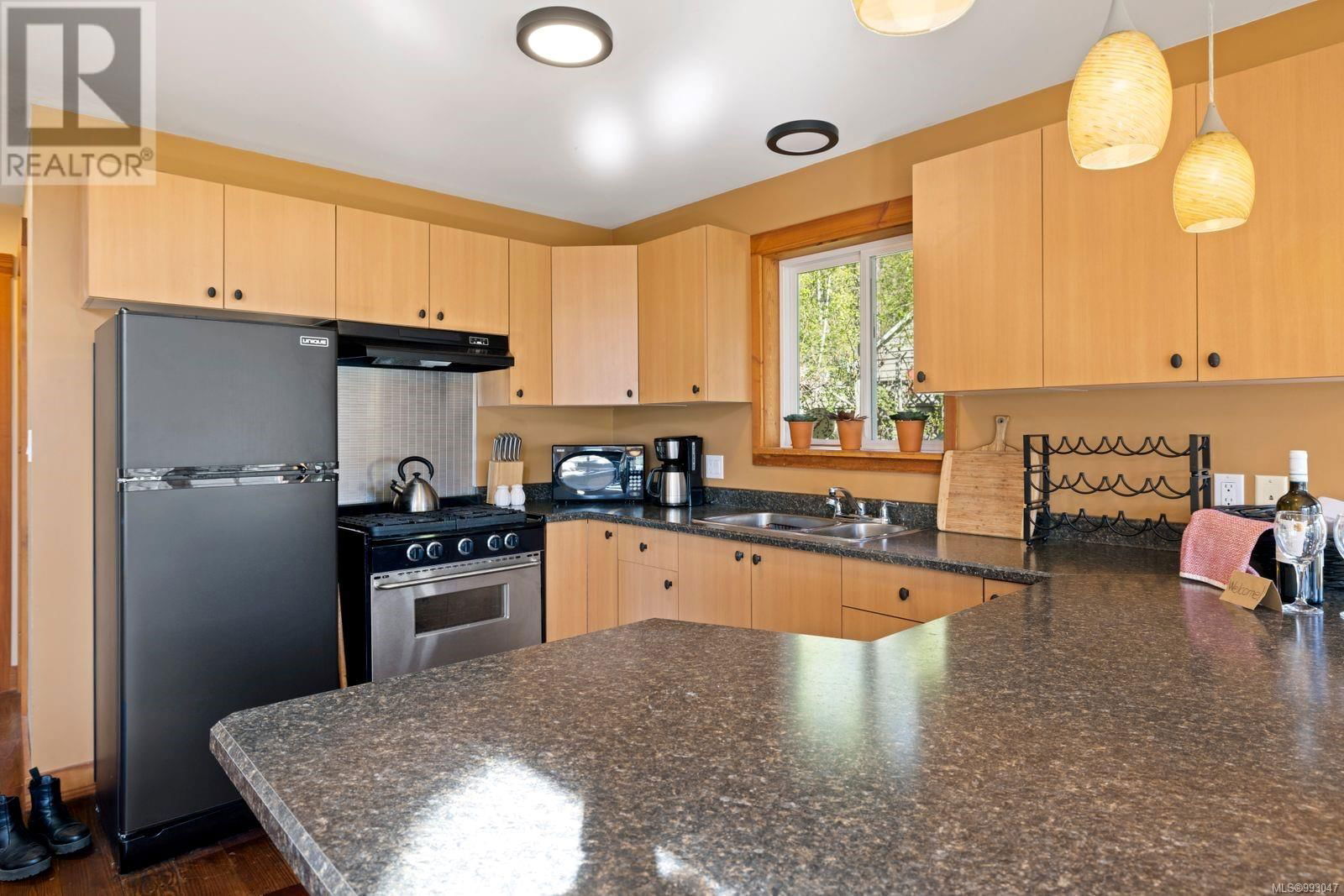 11464 YOUBOU ROAD Image 16