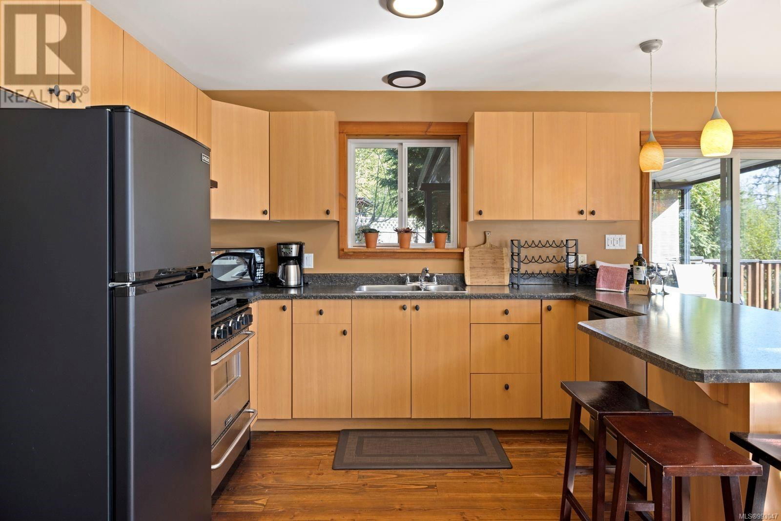 11464 YOUBOU ROAD Image 18