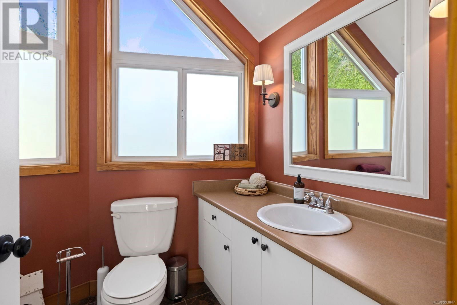 11464 YOUBOU ROAD Image 25