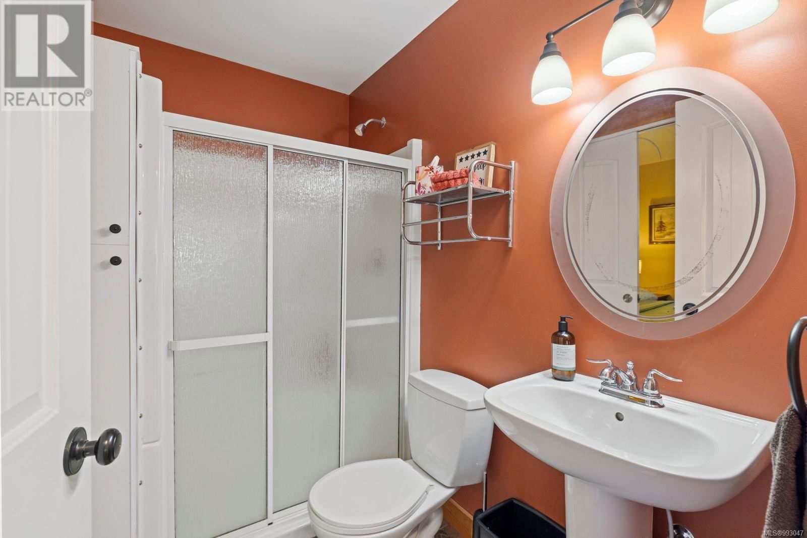 11464 YOUBOU ROAD Image 33