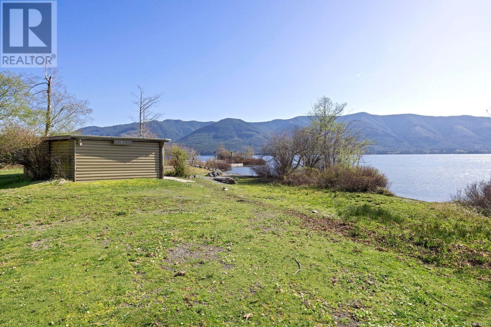 11464 YOUBOU ROAD Image 42