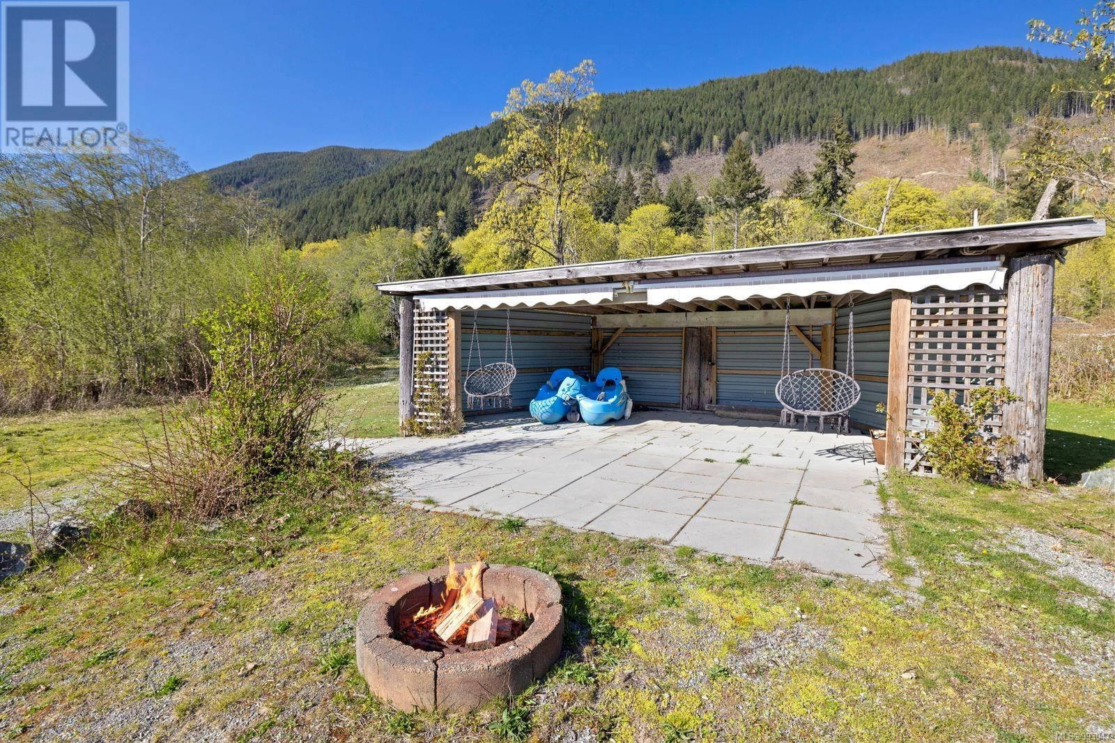11464 YOUBOU ROAD Image 43