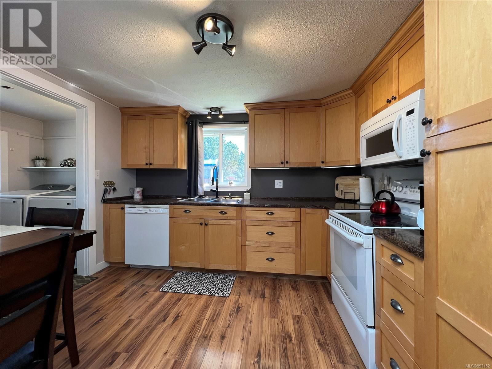 2163 HEMER ROAD Image 11