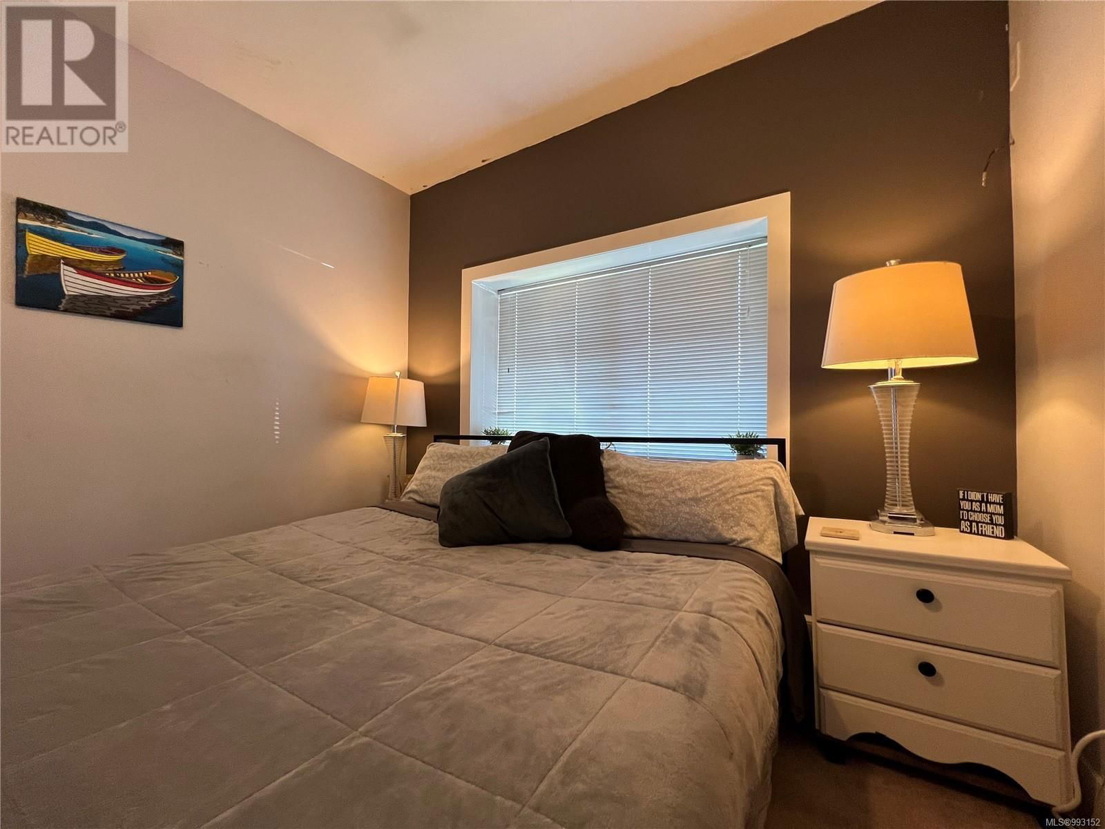 2163 HEMER ROAD Image 25
