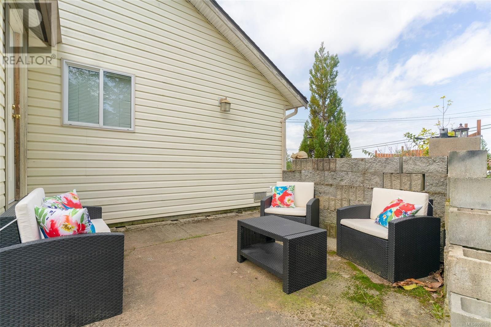 2163 HEMER ROAD Image 31