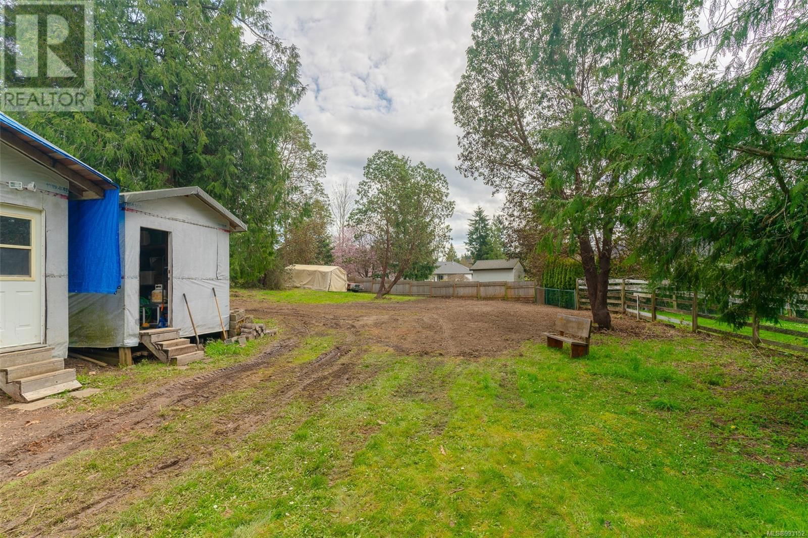 2163 HEMER ROAD Image 42