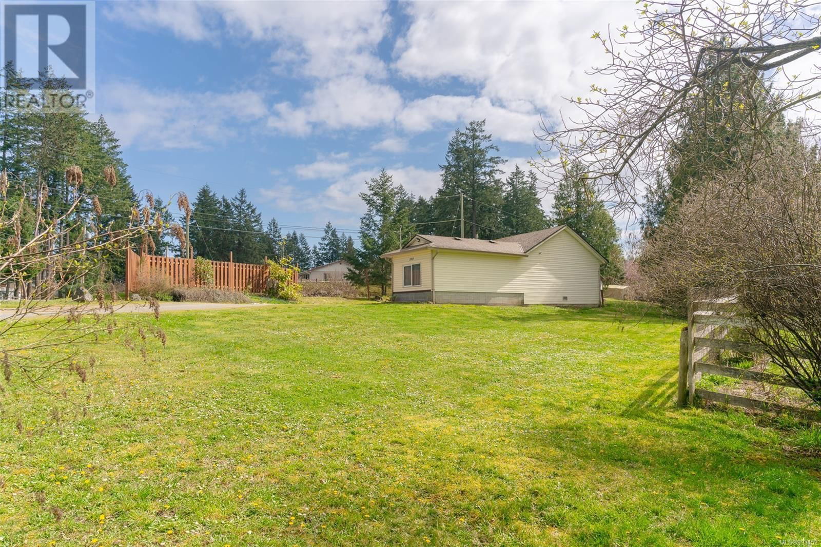 2163 HEMER ROAD Image 5