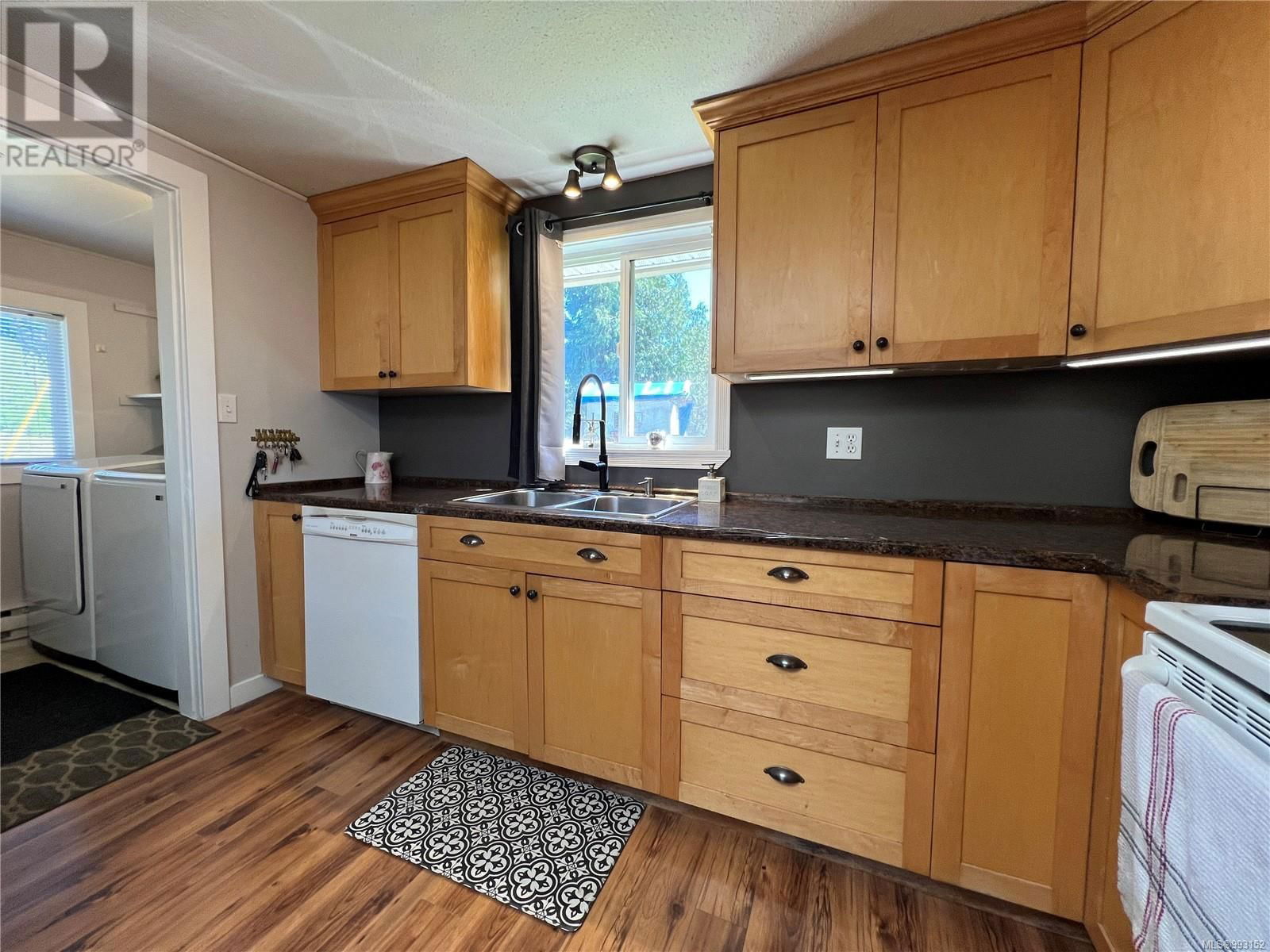 2163 HEMER ROAD Image 6