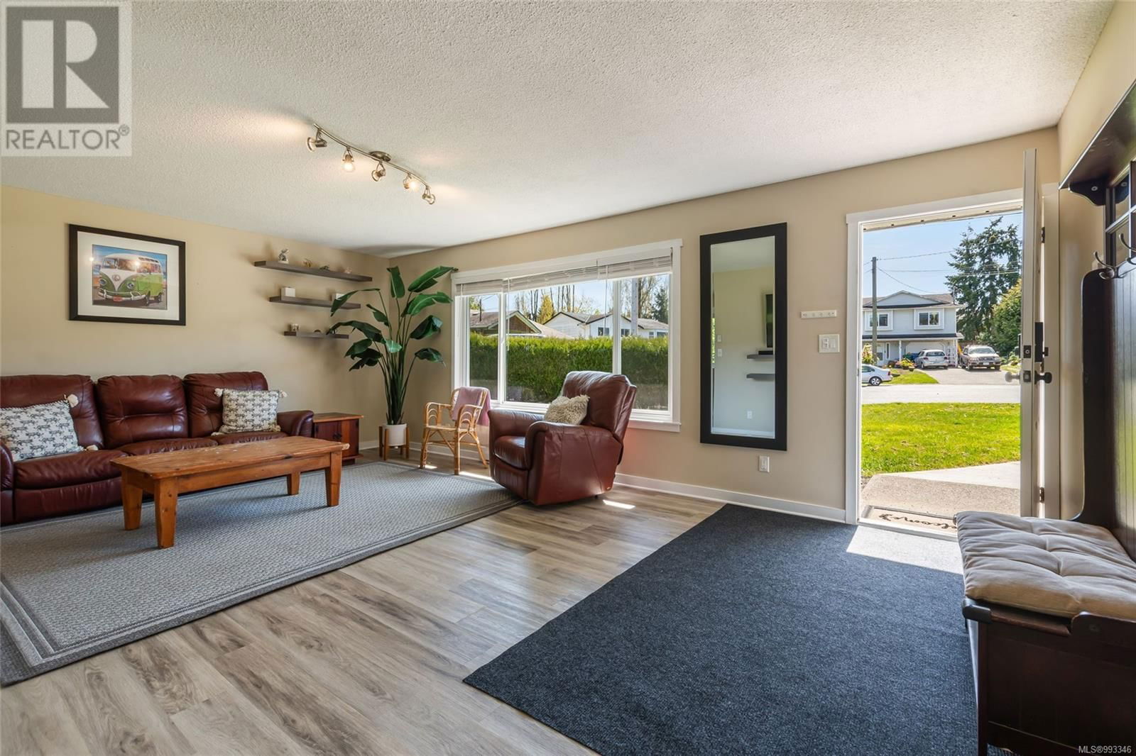 720 MCBRIDE PLACE Image 3