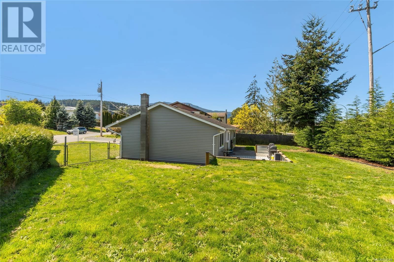 720 MCBRIDE PLACE Image 34