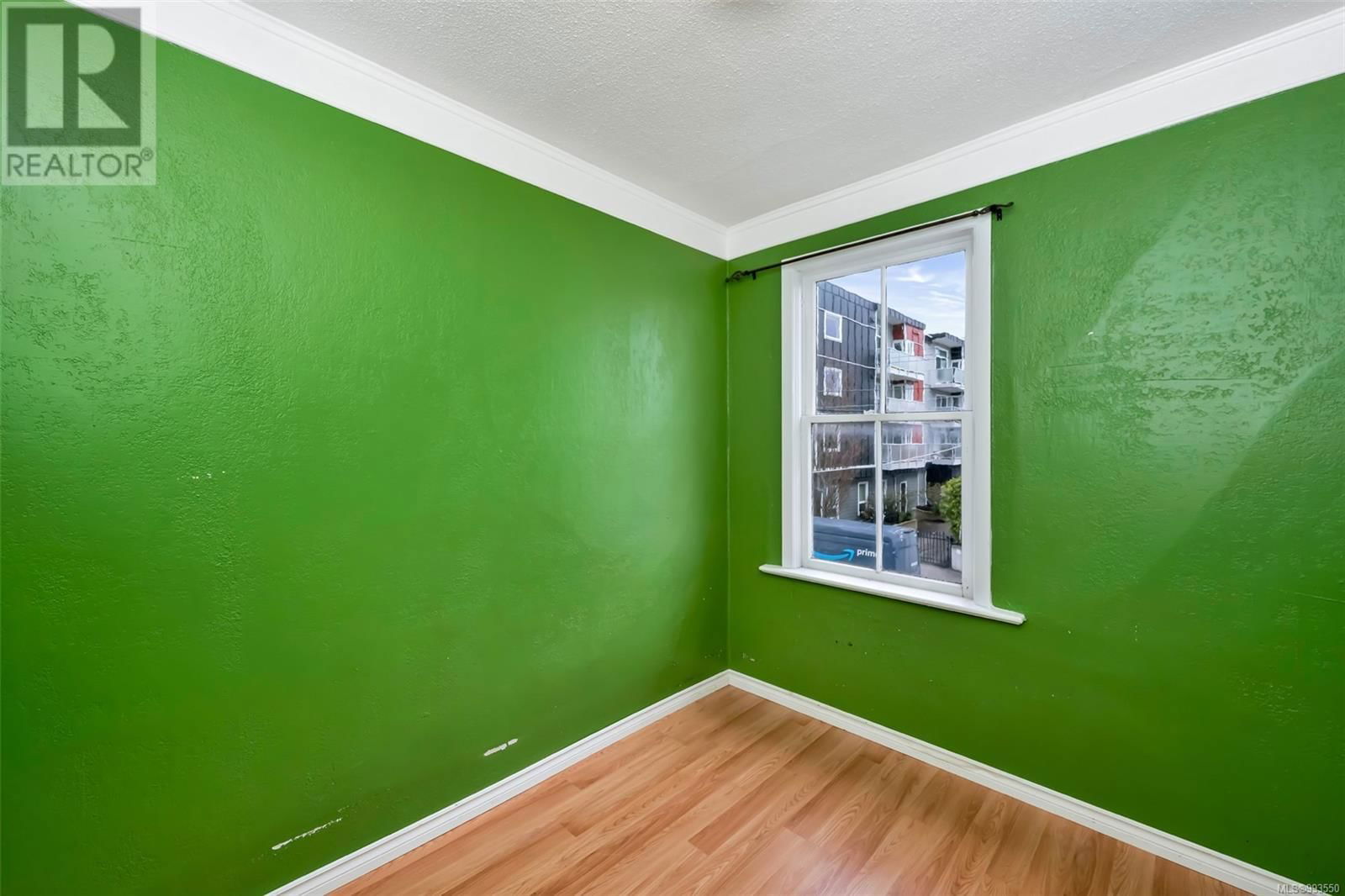 528 CONSTANCE AVENUE Image 23