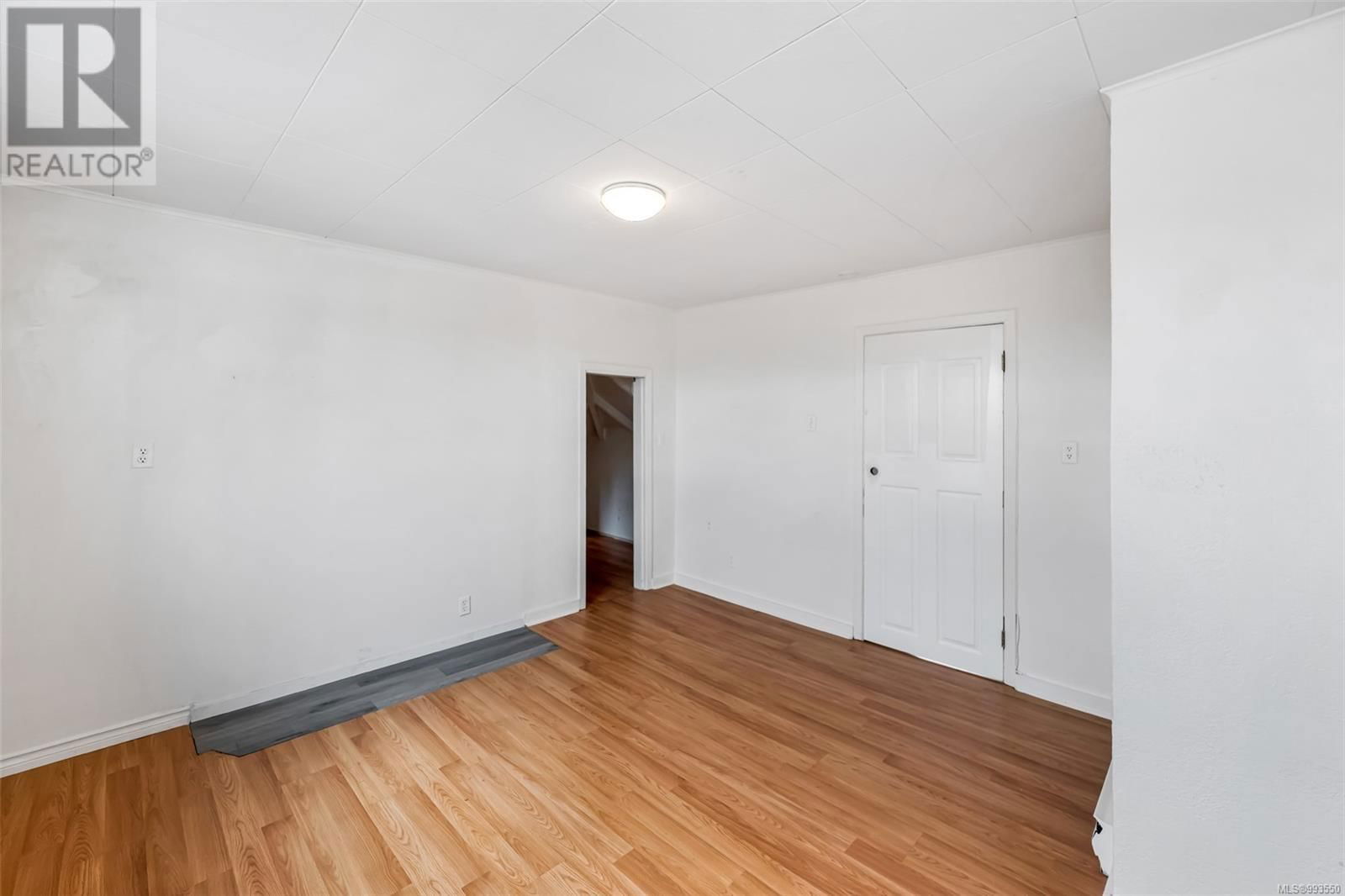 528 CONSTANCE AVENUE Image 29