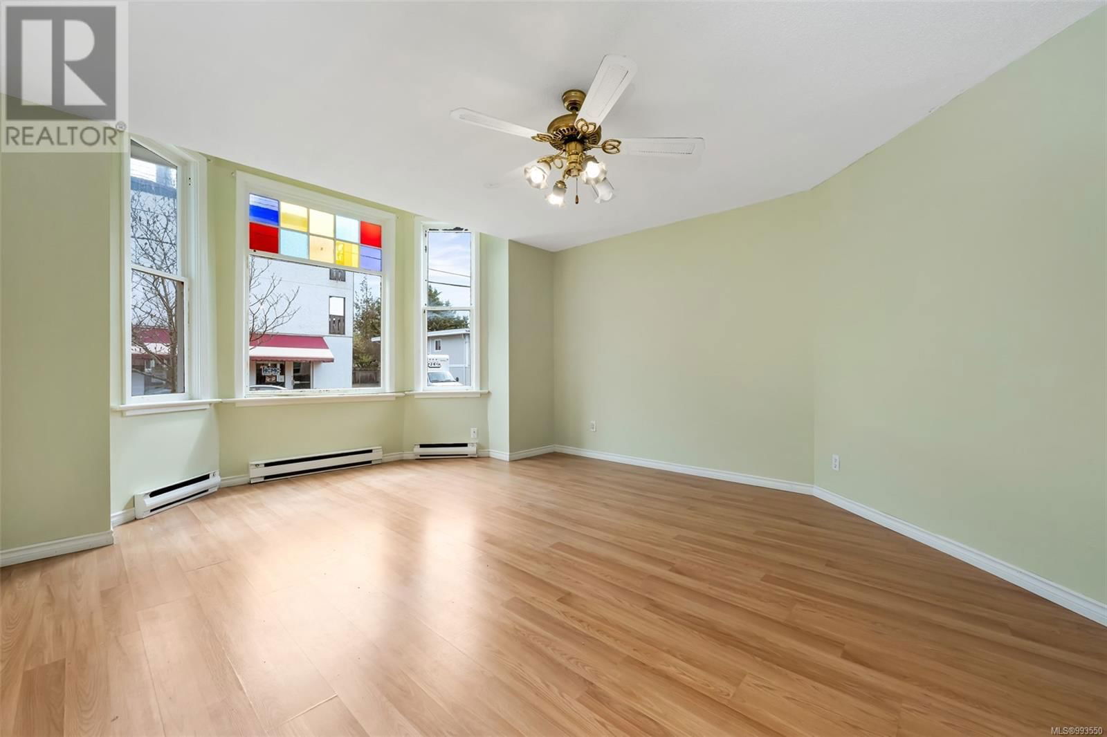 528 CONSTANCE AVENUE Image 9