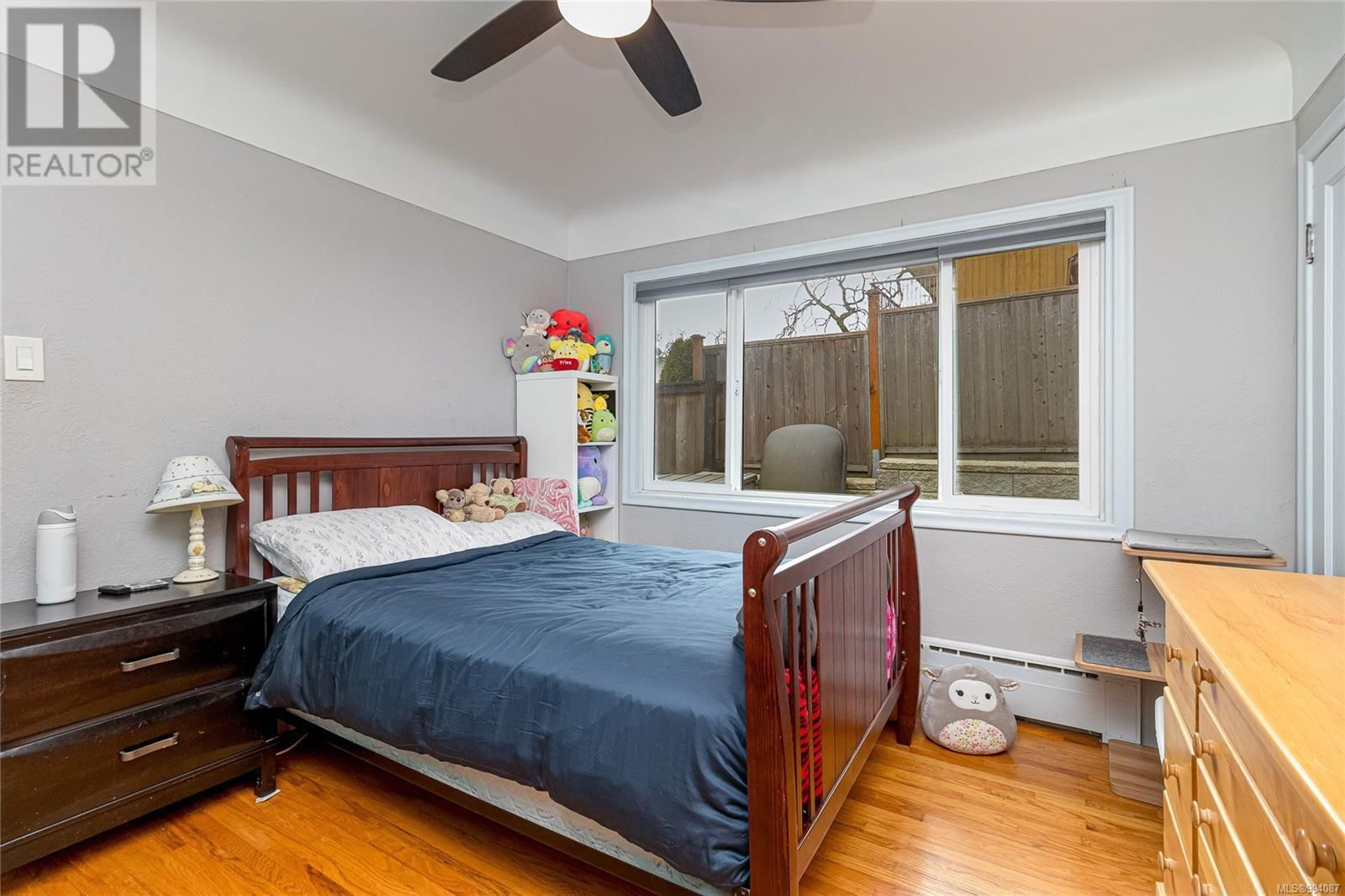 4078 QUADRA STREET Image 20