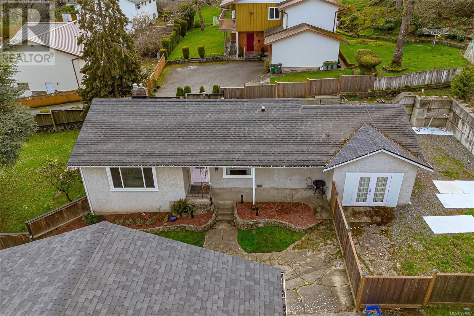 4078 QUADRA STREET Image 3