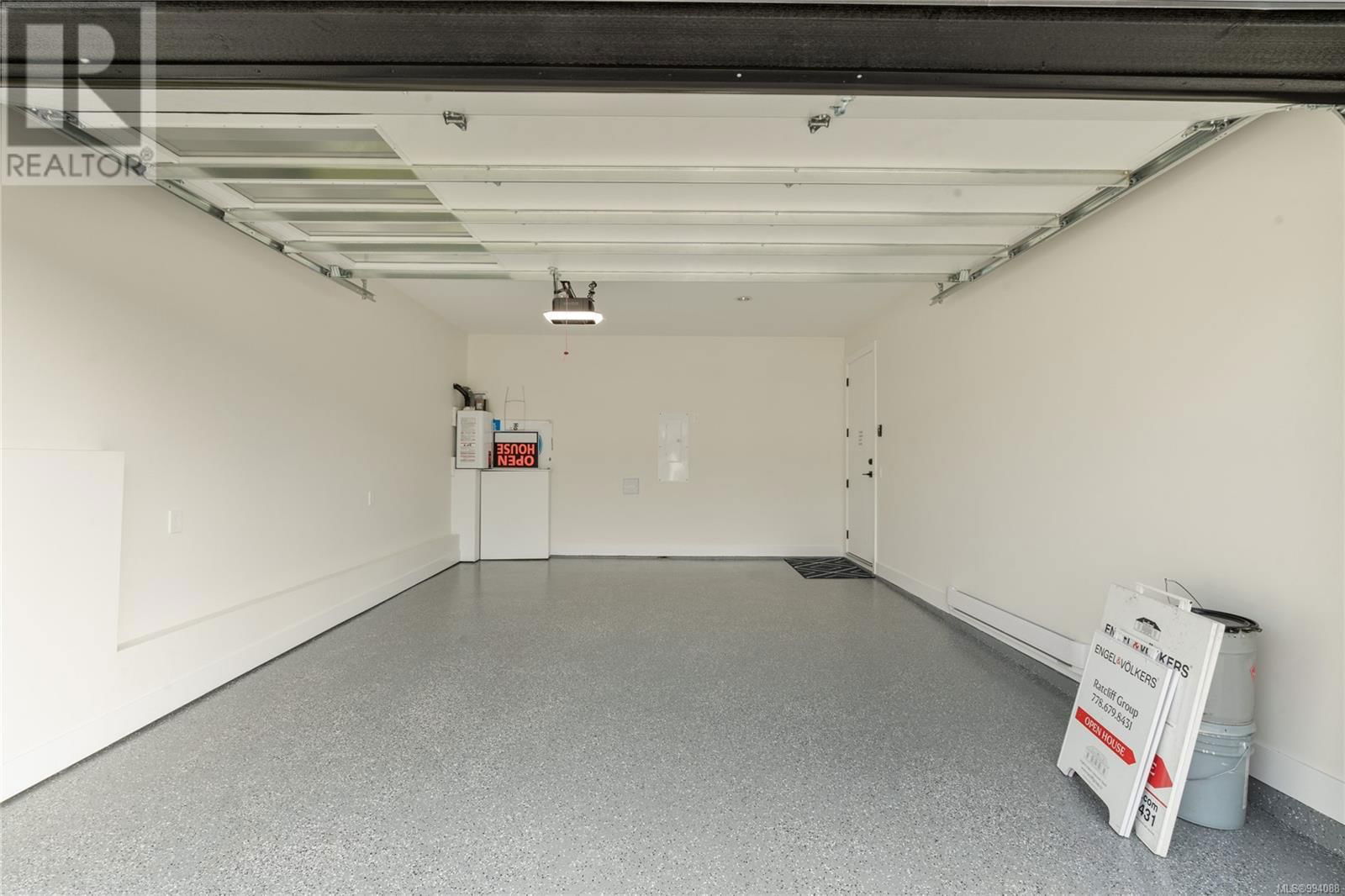 2335 SWALLOW PLACE Image 31
