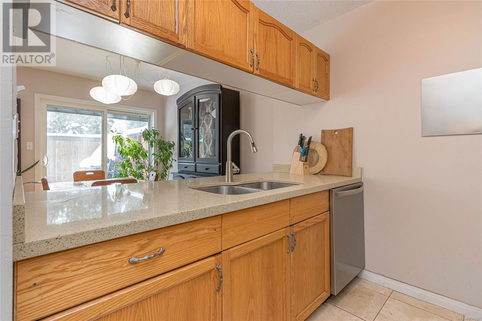 16 - 711 MALONE ROAD Image 10