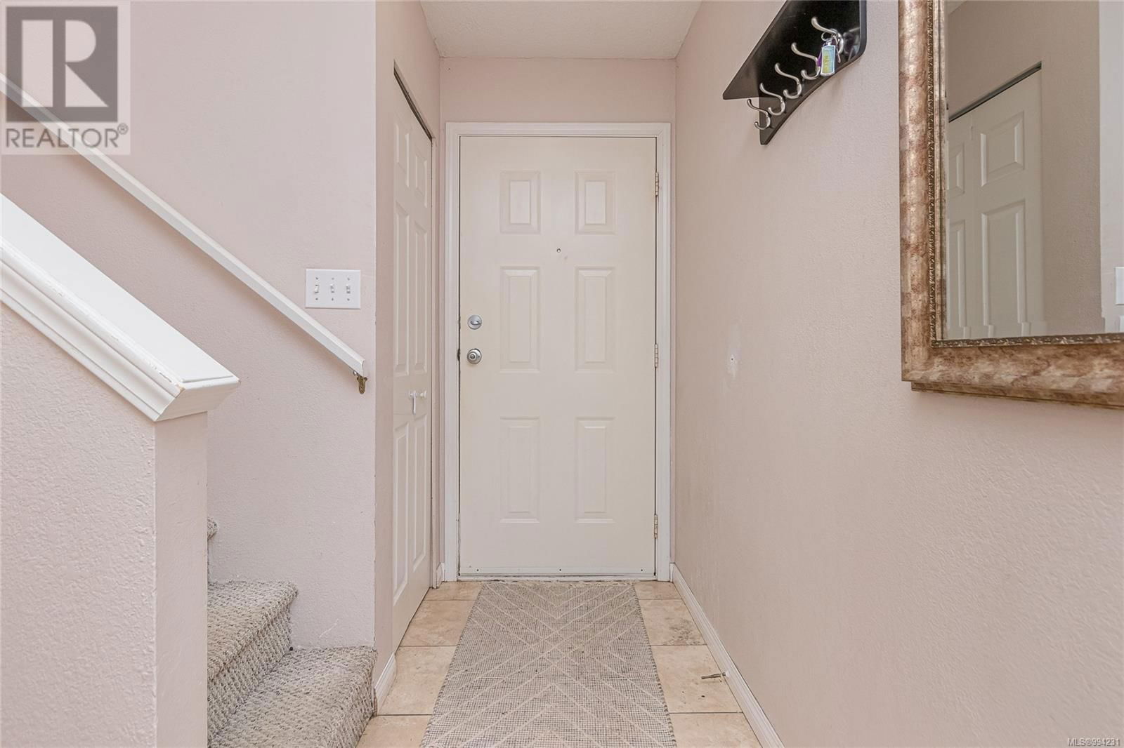 16 - 711 MALONE ROAD Image 24
