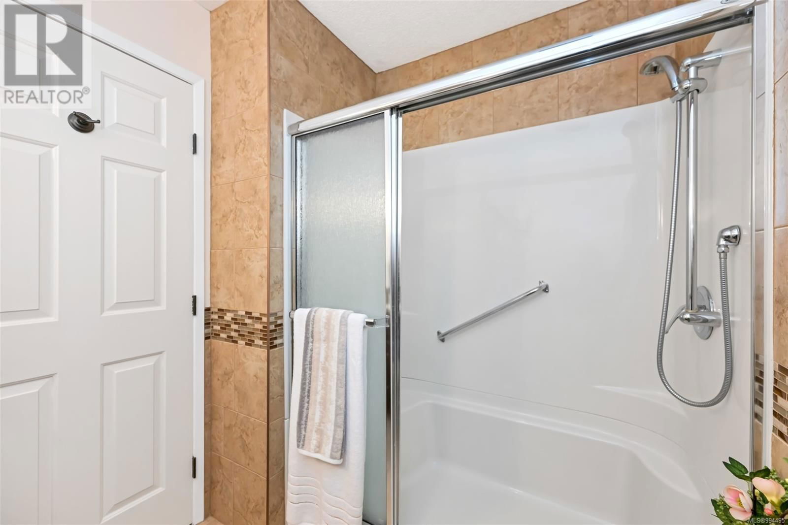 2960 DEERWOOD PLACE Image 18