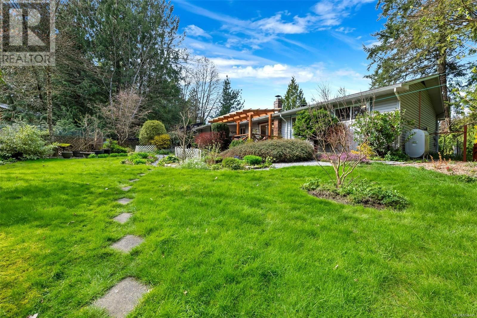2960 DEERWOOD PLACE Image 36