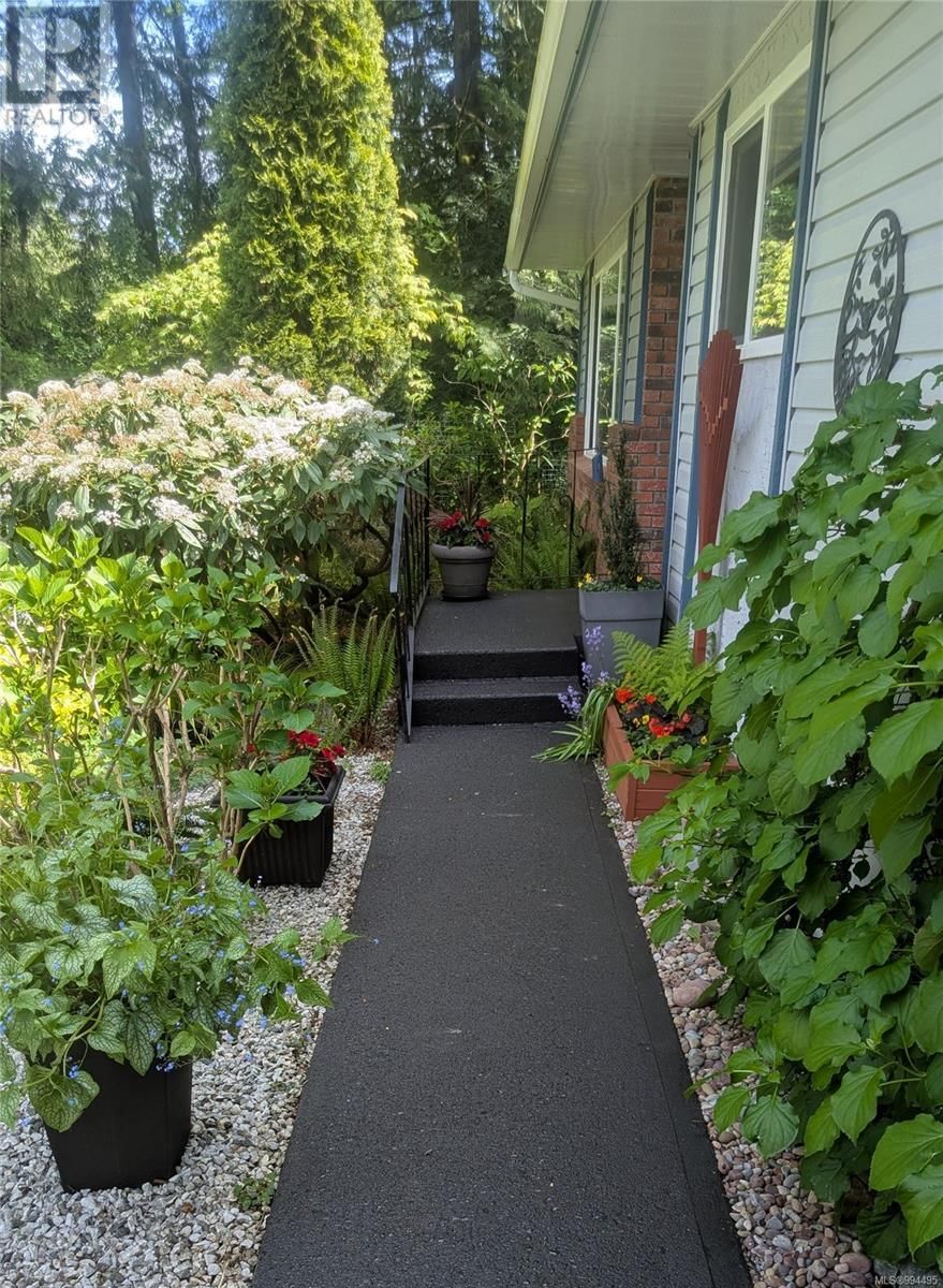 2960 DEERWOOD PLACE Image 53