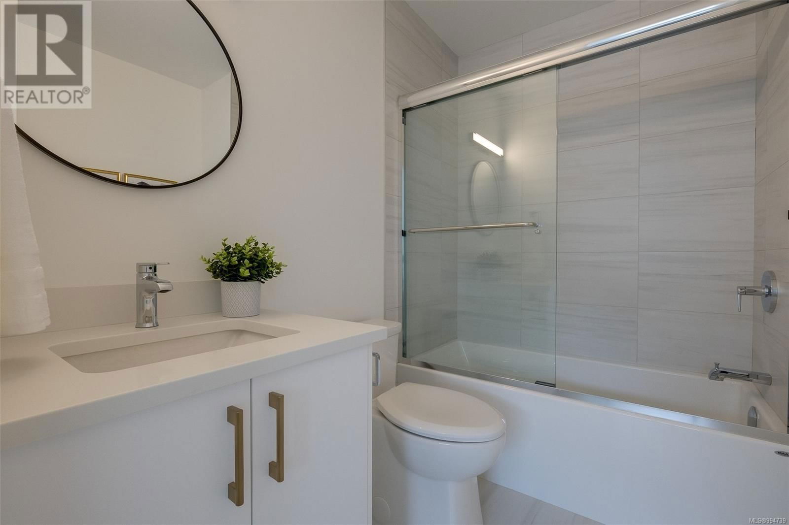 Unit 11 - 3907 CEDAR HILL ROAD Image 23