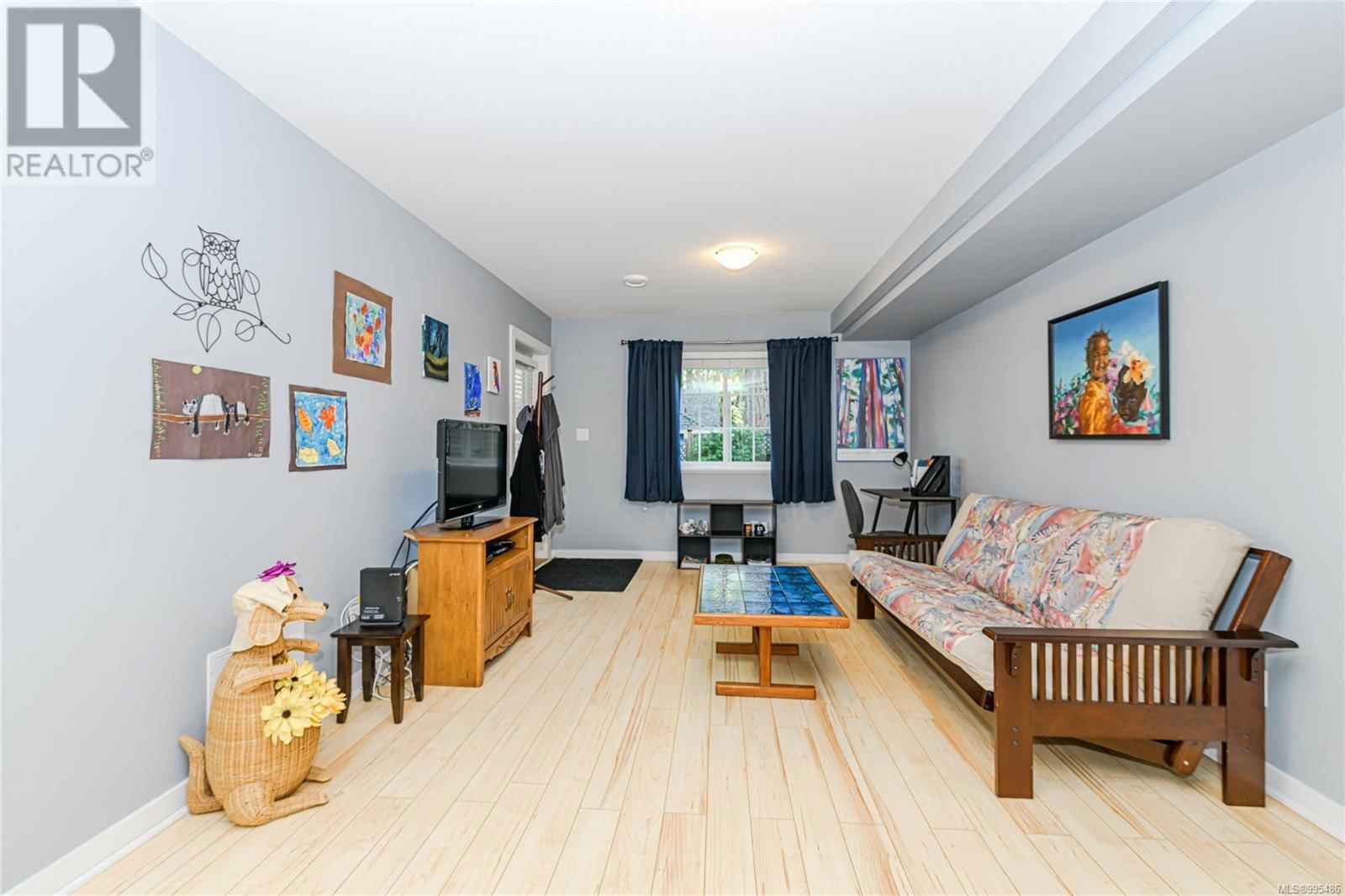 3 - 3134 MANOR DRIVE Image 31