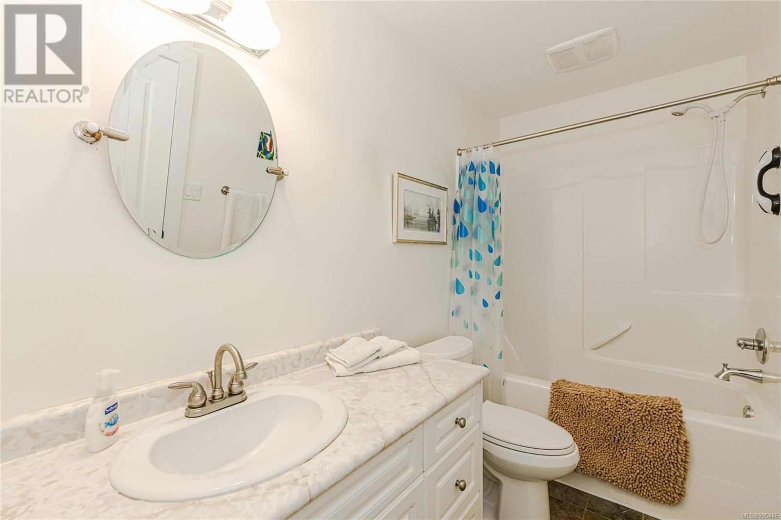 3 - 3134 MANOR DRIVE Image 39
