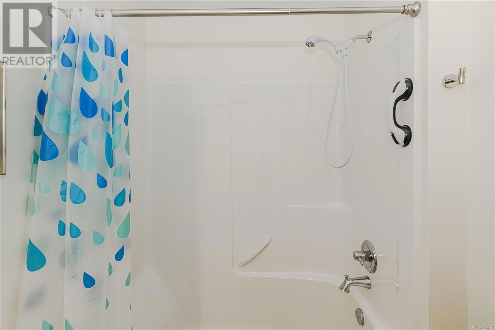 3 - 3134 MANOR DRIVE Image 40