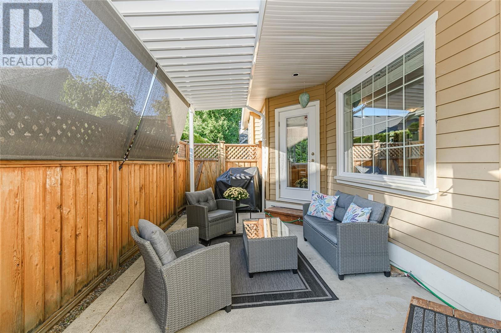 3 - 3134 MANOR DRIVE Image 9