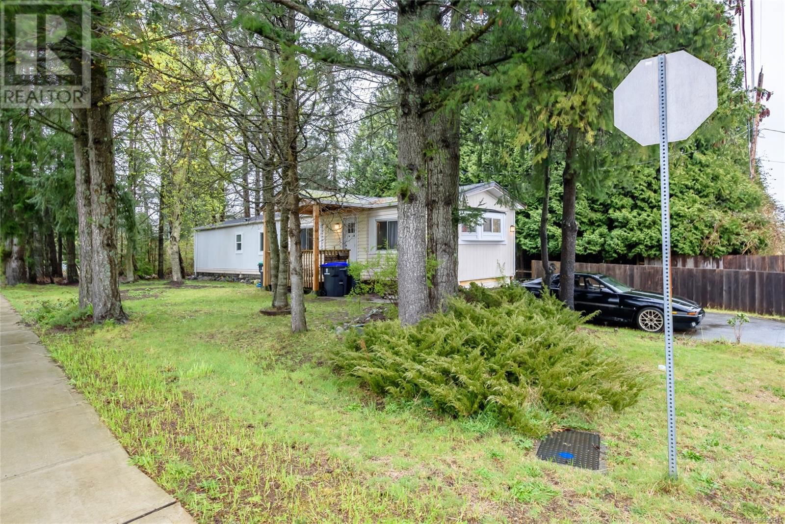 2202 4TH STREET EAST Image 3