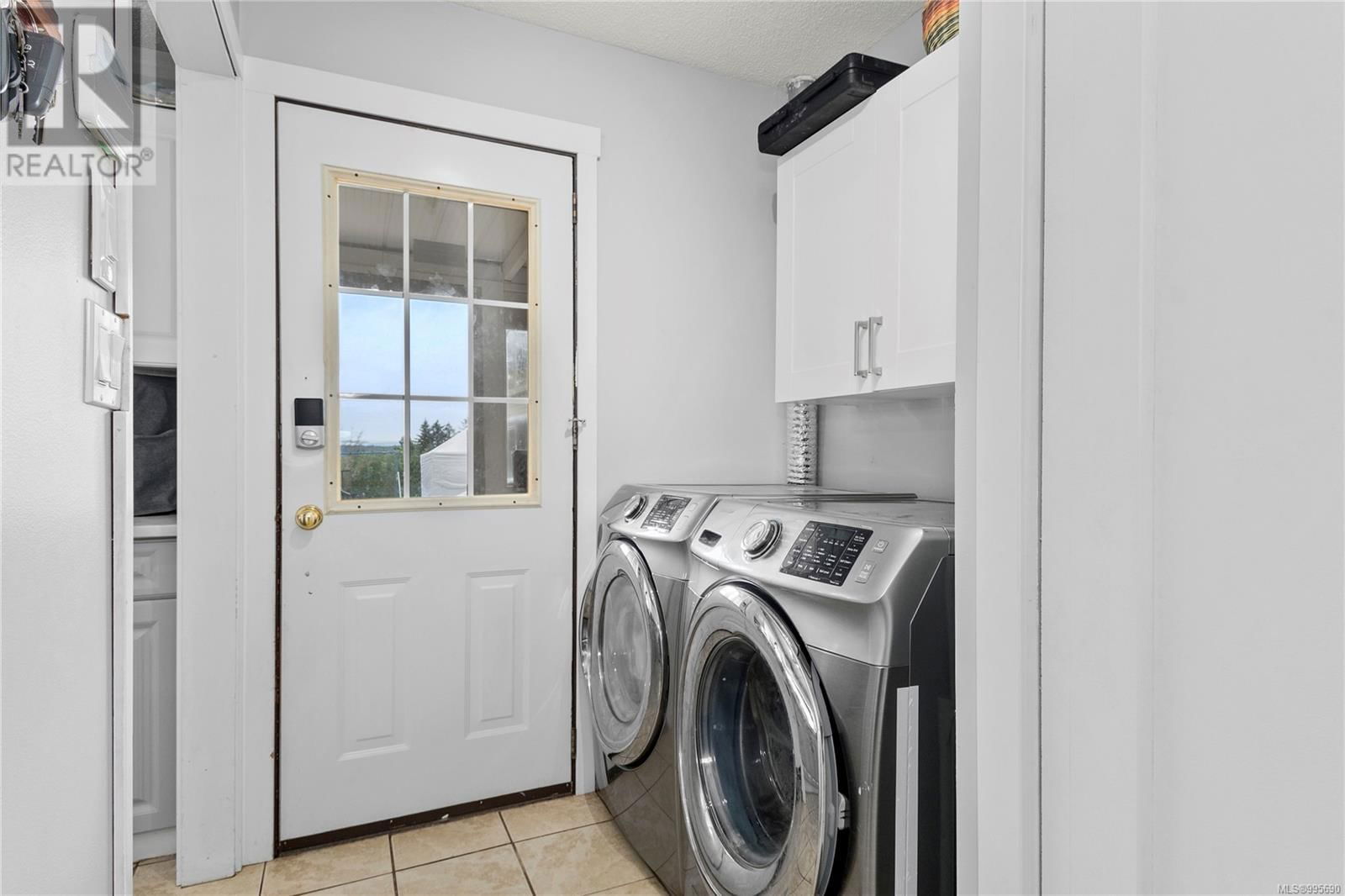 951 NORTHMORE ROAD Image 22