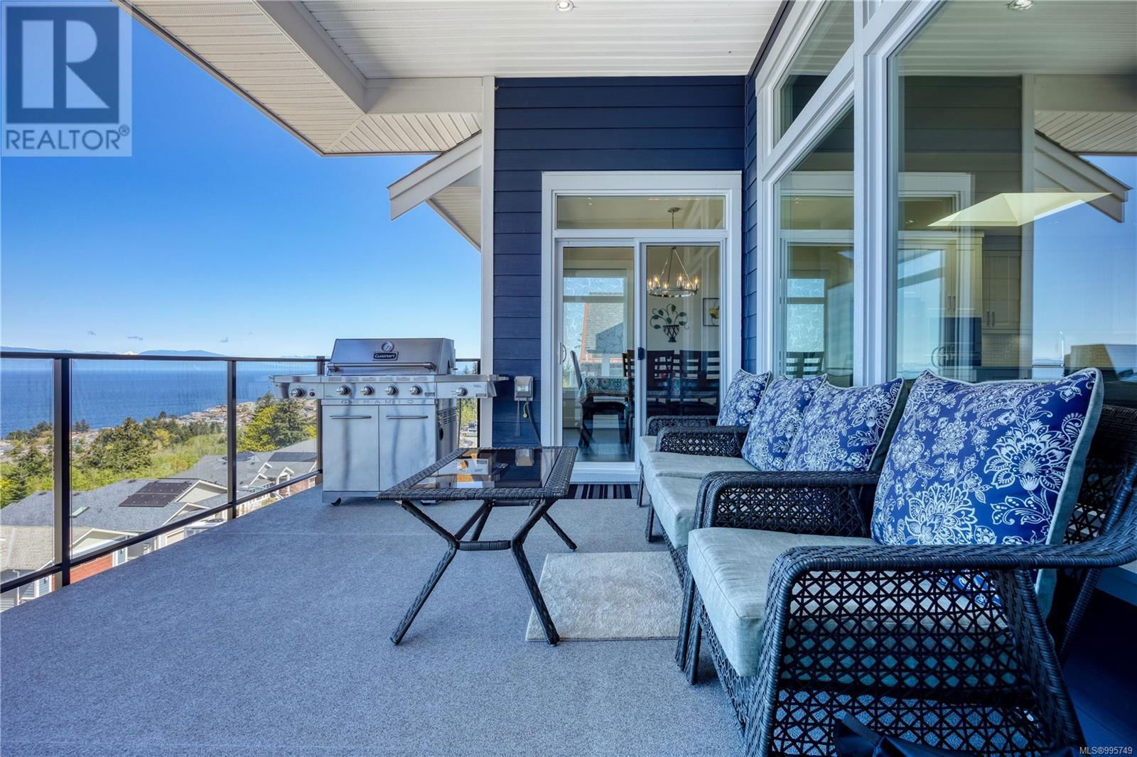 138 ROYAL PACIFIC WAY Image 15