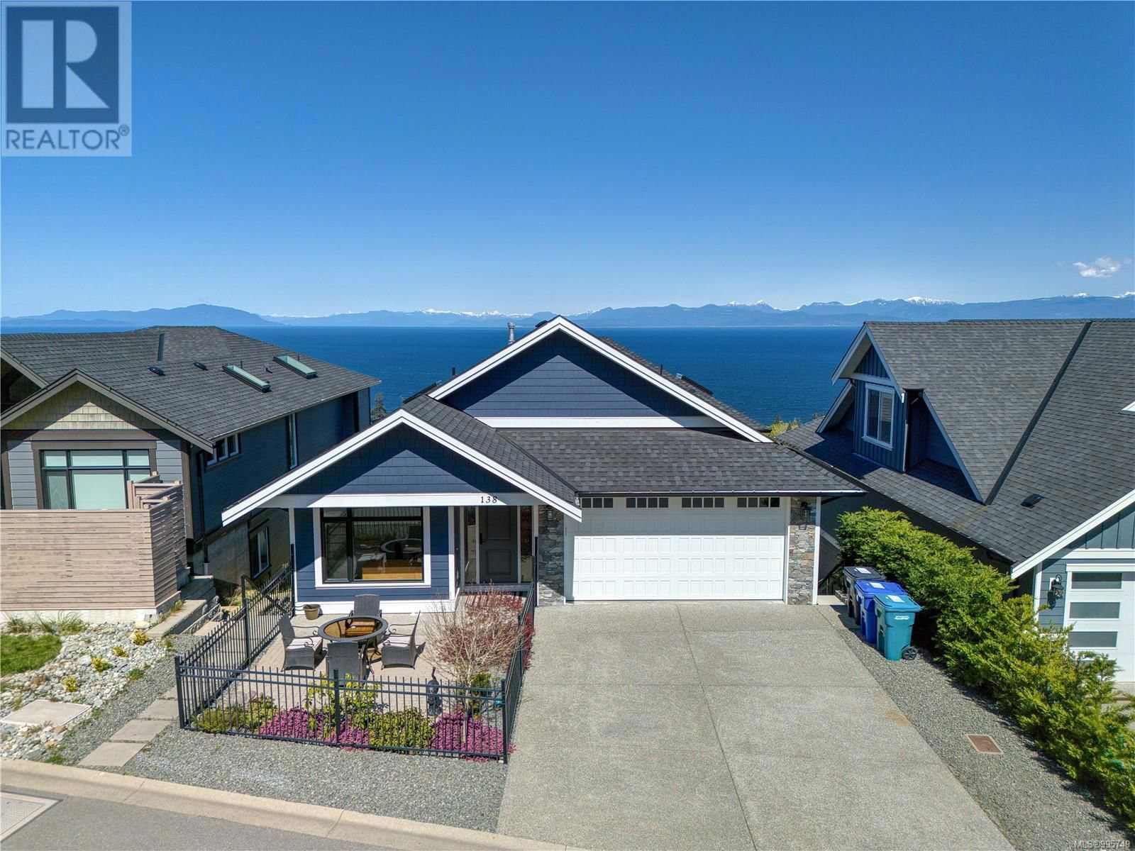 138 ROYAL PACIFIC WAY Image 70