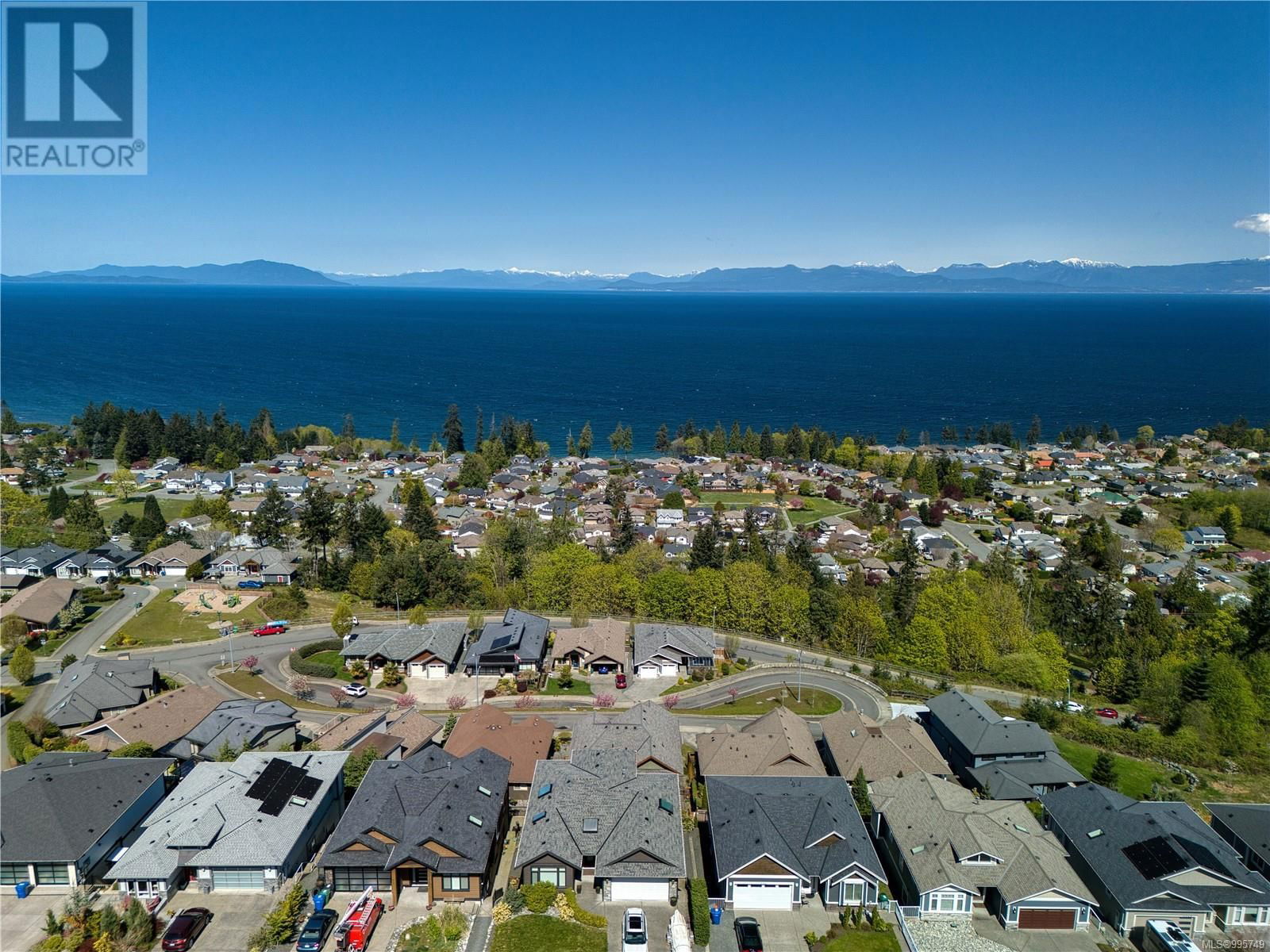 138 ROYAL PACIFIC WAY Image 74