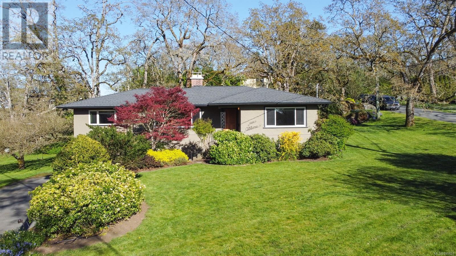 1584 ATHLONE DRIVE Image 1