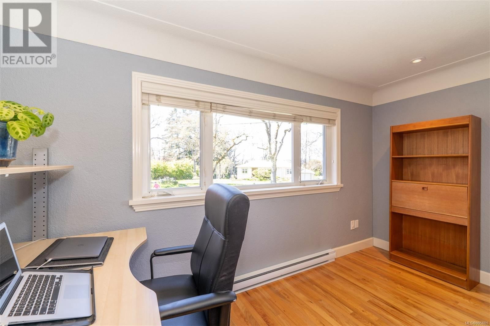 1584 ATHLONE DRIVE Image 15