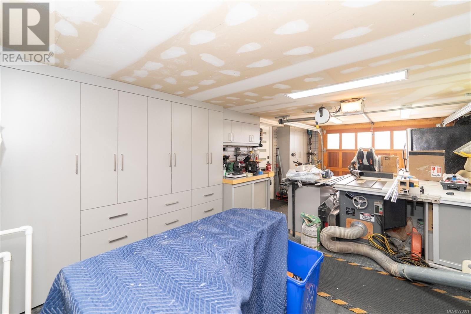 1584 ATHLONE DRIVE Image 38